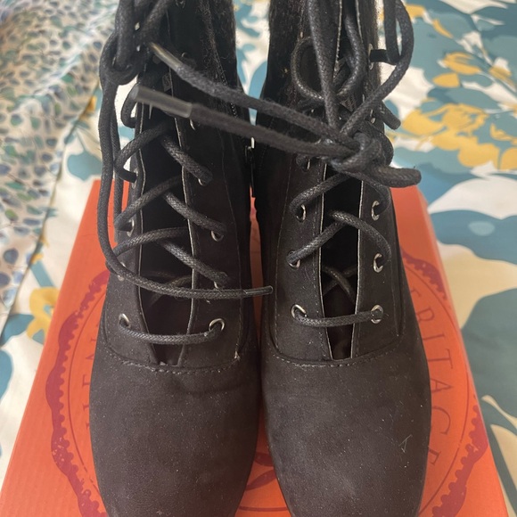 SO Black Ankle Boots, Size 9, Inbox Never Worn - Picture 2 of 8